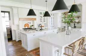 White-Boho-Modern-Farmhouse_kitchen